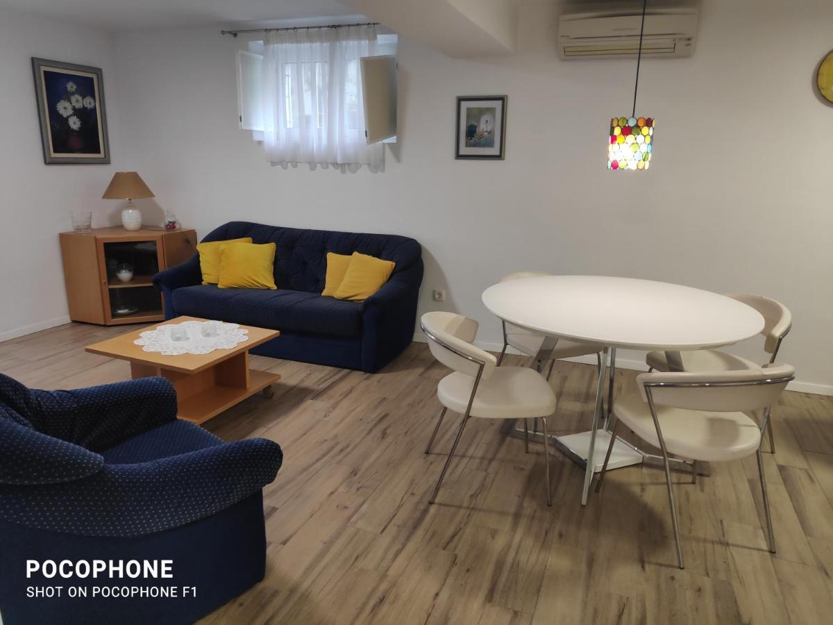 Garden Apartment Vanya スプリト エクステリア 写真