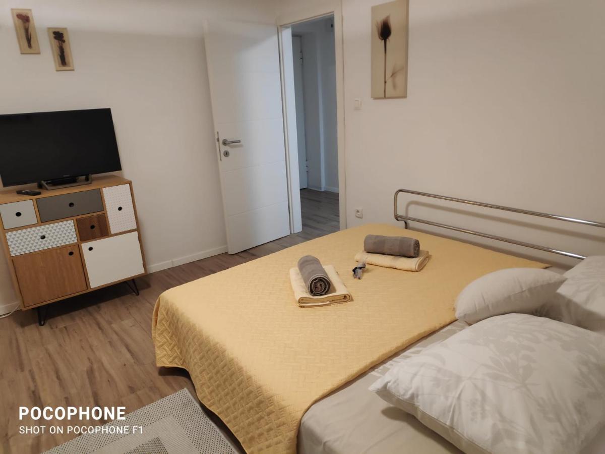 Garden Apartment Vanya スプリト エクステリア 写真